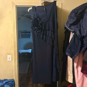 Navy blue dress used cute for all seasons